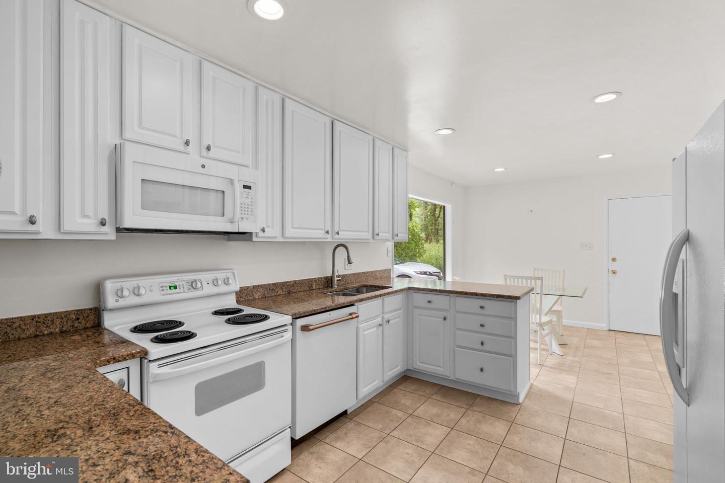 3207 CUNNINGHAM DR, ALEXANDRIA, Virginia 22309, 5 Bedrooms Bedrooms, ,3 BathroomsBathrooms,Residential,For sale,3207 CUNNINGHAM DR,VAFX2269012 MLS # VAFX2269012