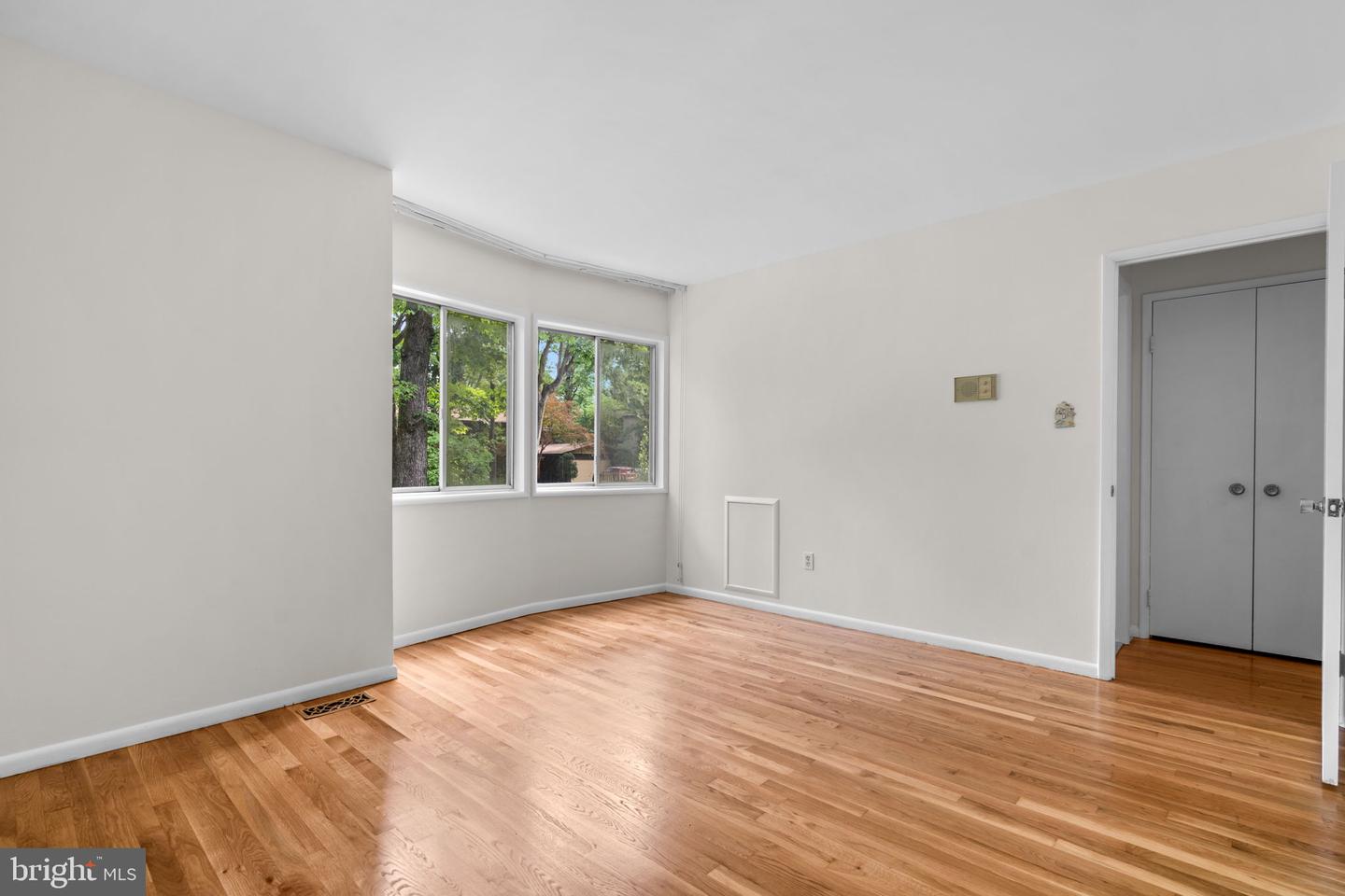 3207 CUNNINGHAM DR, ALEXANDRIA, Virginia 22309, 5 Bedrooms Bedrooms, ,3 BathroomsBathrooms,Residential,For sale,3207 CUNNINGHAM DR,VAFX2269012 MLS # VAFX2269012