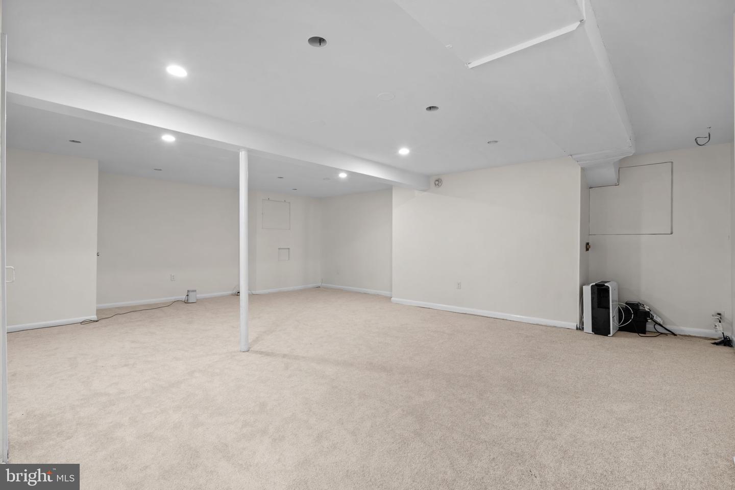 3207 CUNNINGHAM DR, ALEXANDRIA, Virginia 22309, 5 Bedrooms Bedrooms, ,3 BathroomsBathrooms,Residential,For sale,3207 CUNNINGHAM DR,VAFX2269012 MLS # VAFX2269012