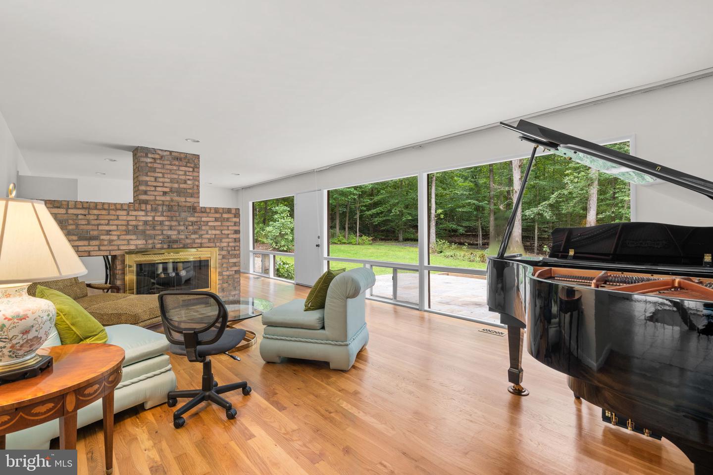 3207 CUNNINGHAM DR, ALEXANDRIA, Virginia 22309, 5 Bedrooms Bedrooms, ,3 BathroomsBathrooms,Residential,For sale,3207 CUNNINGHAM DR,VAFX2269012 MLS # VAFX2269012