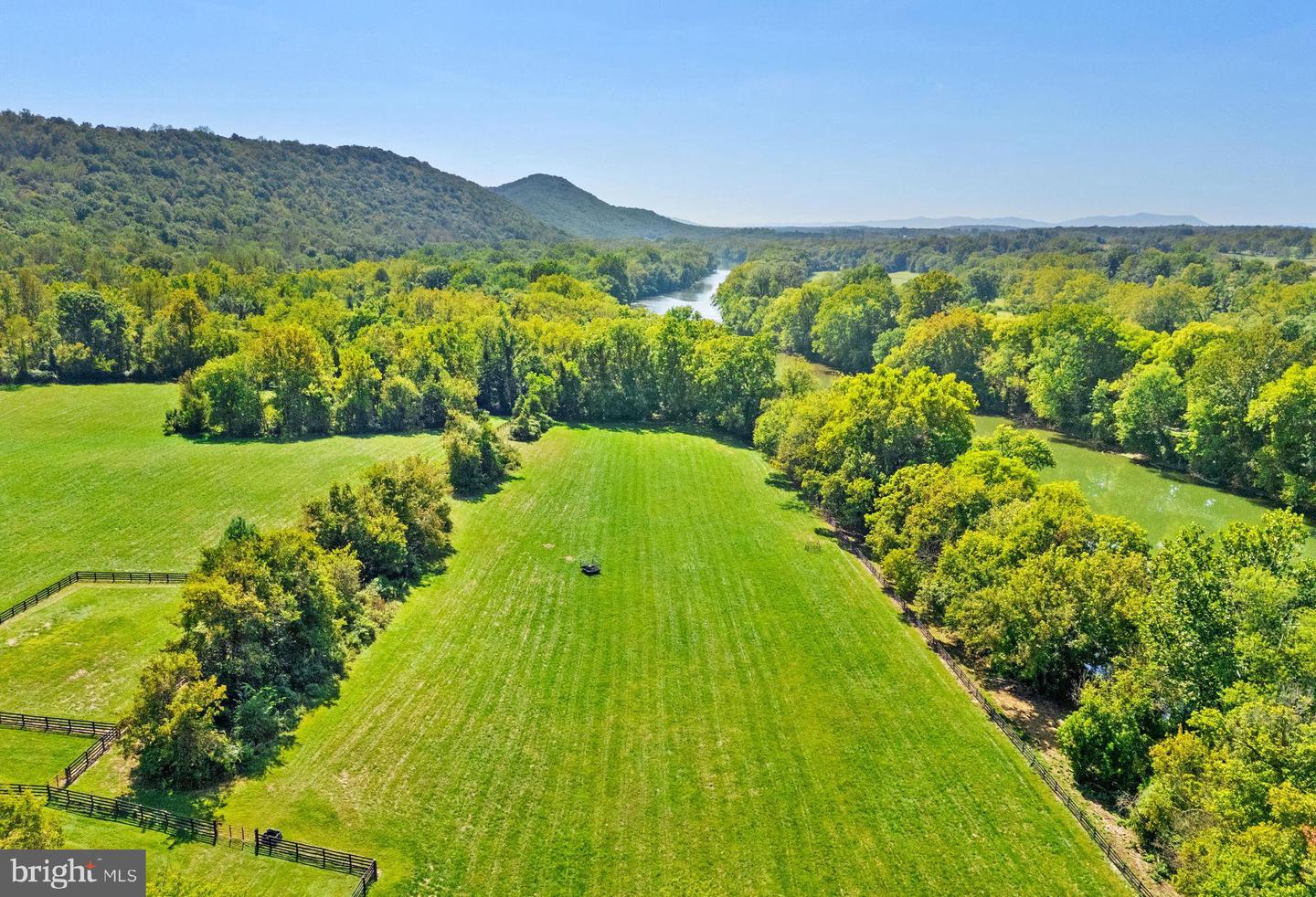 9533 HOWELLSVILLE RD, BOYCE, Virginia 22620, 4 Bedrooms Bedrooms, ,4 BathroomsBathrooms,Residential,For sale,9533 HOWELLSVILLE RD,VACL2006100 MLS # VACL2006100