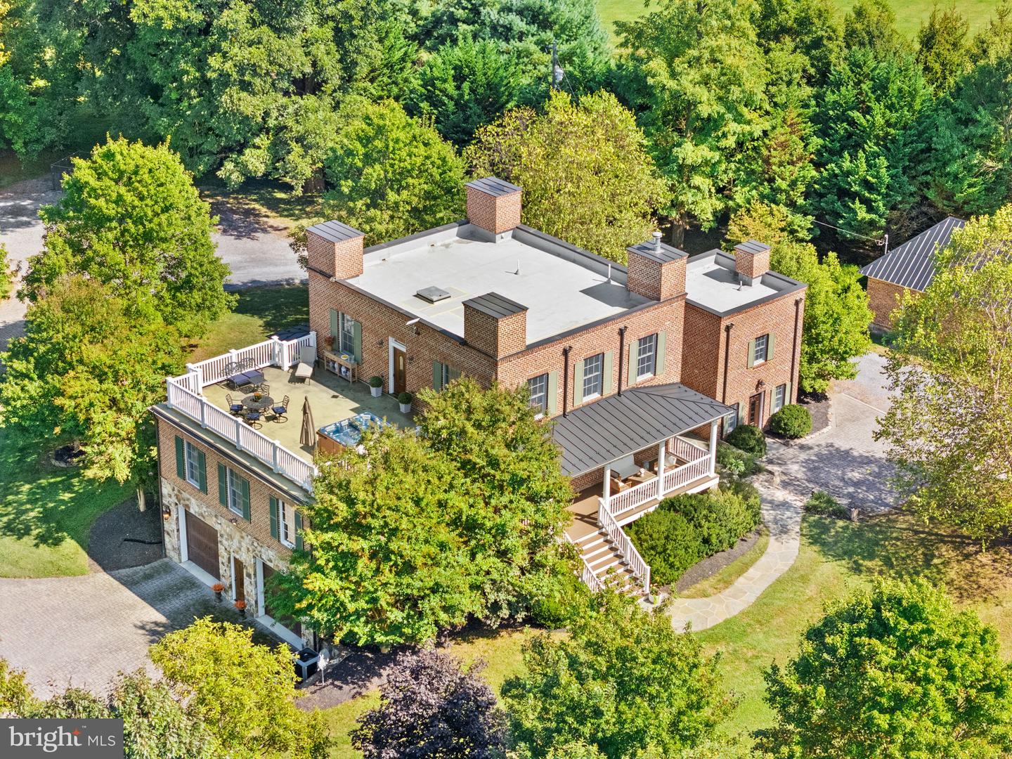 9533 HOWELLSVILLE RD, BOYCE, Virginia 22620, 4 Bedrooms Bedrooms, ,4 BathroomsBathrooms,Residential,For sale,9533 HOWELLSVILLE RD,VACL2006100 MLS # VACL2006100
