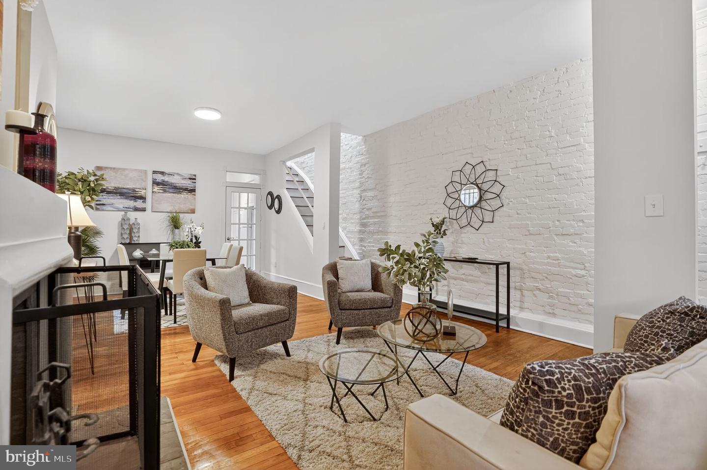 1514 CAROLINE ST NW, WASHINGTON, District Of Columbia 20009, 3 Bedrooms Bedrooms, 5 Rooms Rooms,2 BathroomsBathrooms,Residential,For sale,1514 CAROLINE ST NW,DCDC2224052 MLS # DCDC2224052