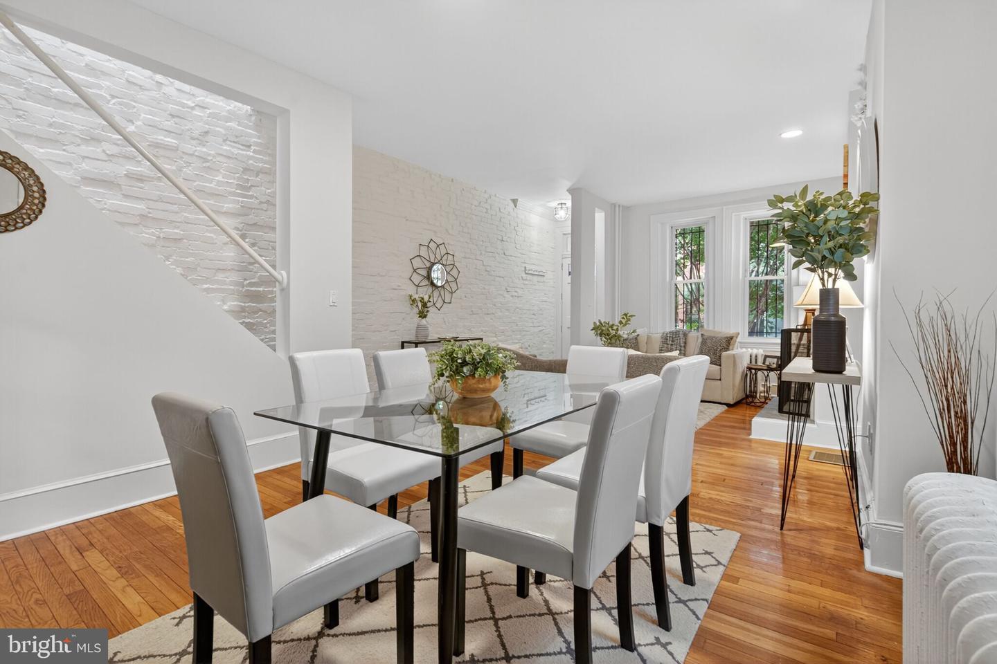1514 CAROLINE ST NW, WASHINGTON, District Of Columbia 20009, 3 Bedrooms Bedrooms, 5 Rooms Rooms,2 BathroomsBathrooms,Residential,For sale,1514 CAROLINE ST NW,DCDC2224052 MLS # DCDC2224052