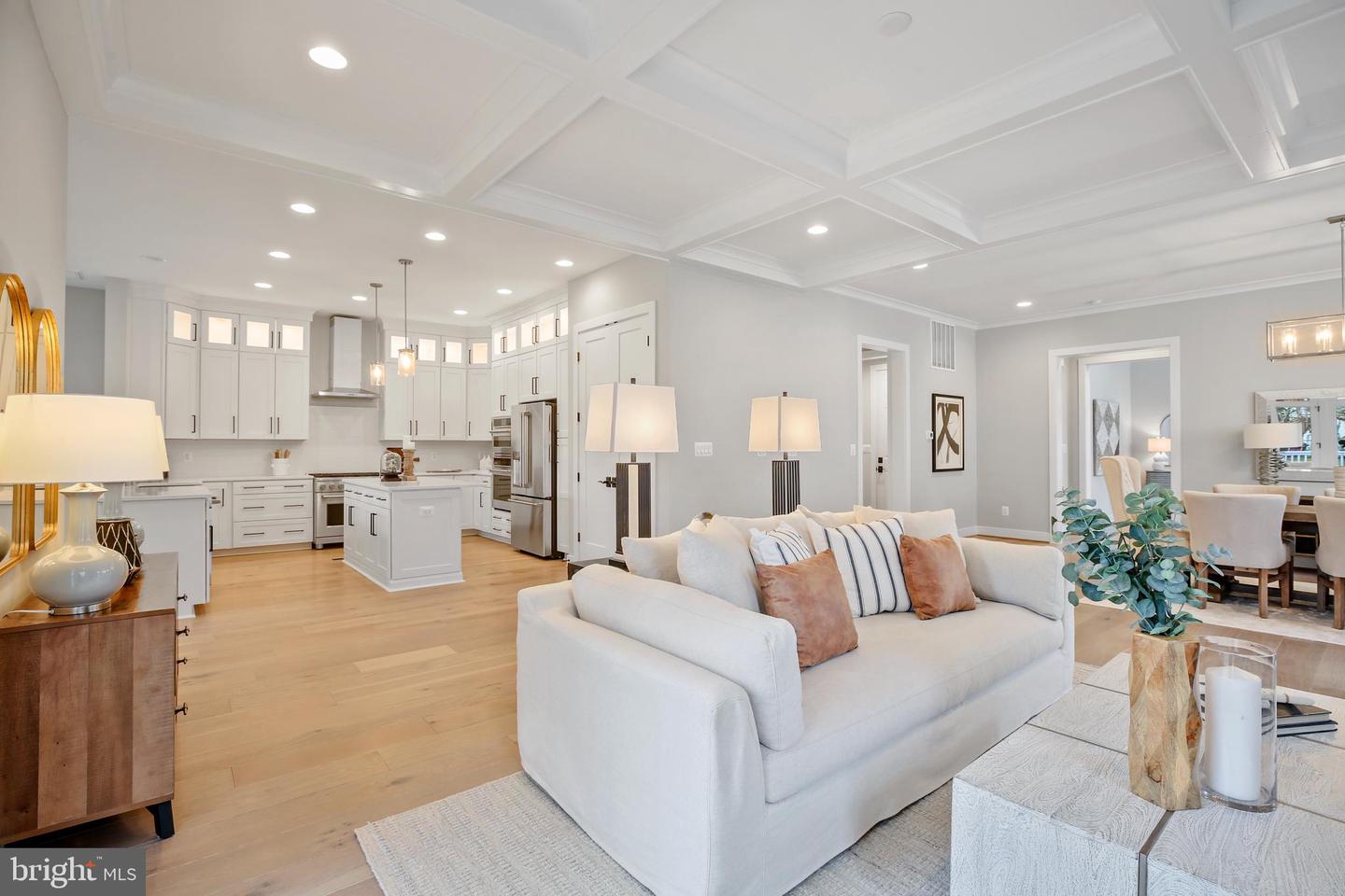 411 S VIRGINIA AVE, FALLS CHURCH, Virginia 22046, 4 Bedrooms Bedrooms, ,3 BathroomsBathrooms,Residential,For sale,411 S VIRGINIA AVE,VAFA2003304 MLS # VAFA2003304