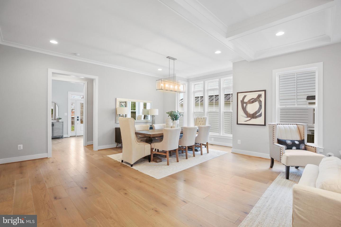 411 S VIRGINIA AVE, FALLS CHURCH, Virginia 22046, 4 Bedrooms Bedrooms, ,3 BathroomsBathrooms,Residential,For sale,411 S VIRGINIA AVE,VAFA2003304 MLS # VAFA2003304