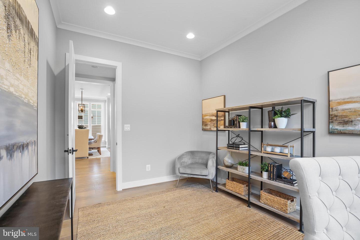 411 S VIRGINIA AVE, FALLS CHURCH, Virginia 22046, 4 Bedrooms Bedrooms, ,3 BathroomsBathrooms,Residential,For sale,411 S VIRGINIA AVE,VAFA2003304 MLS # VAFA2003304