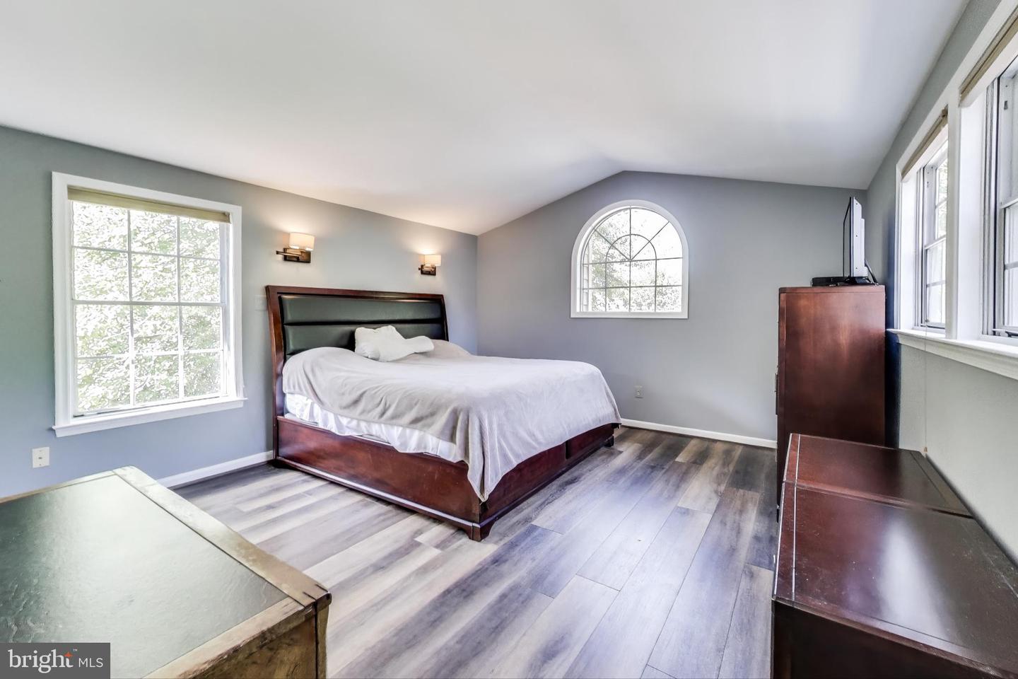 7472 CROSS GATE LN, ALEXANDRIA, Virginia 22315, 3 Bedrooms Bedrooms, ,3 BathroomsBathrooms,Residential,For sale,7472 CROSS GATE LN,VAFX2269224 MLS # VAFX2269224