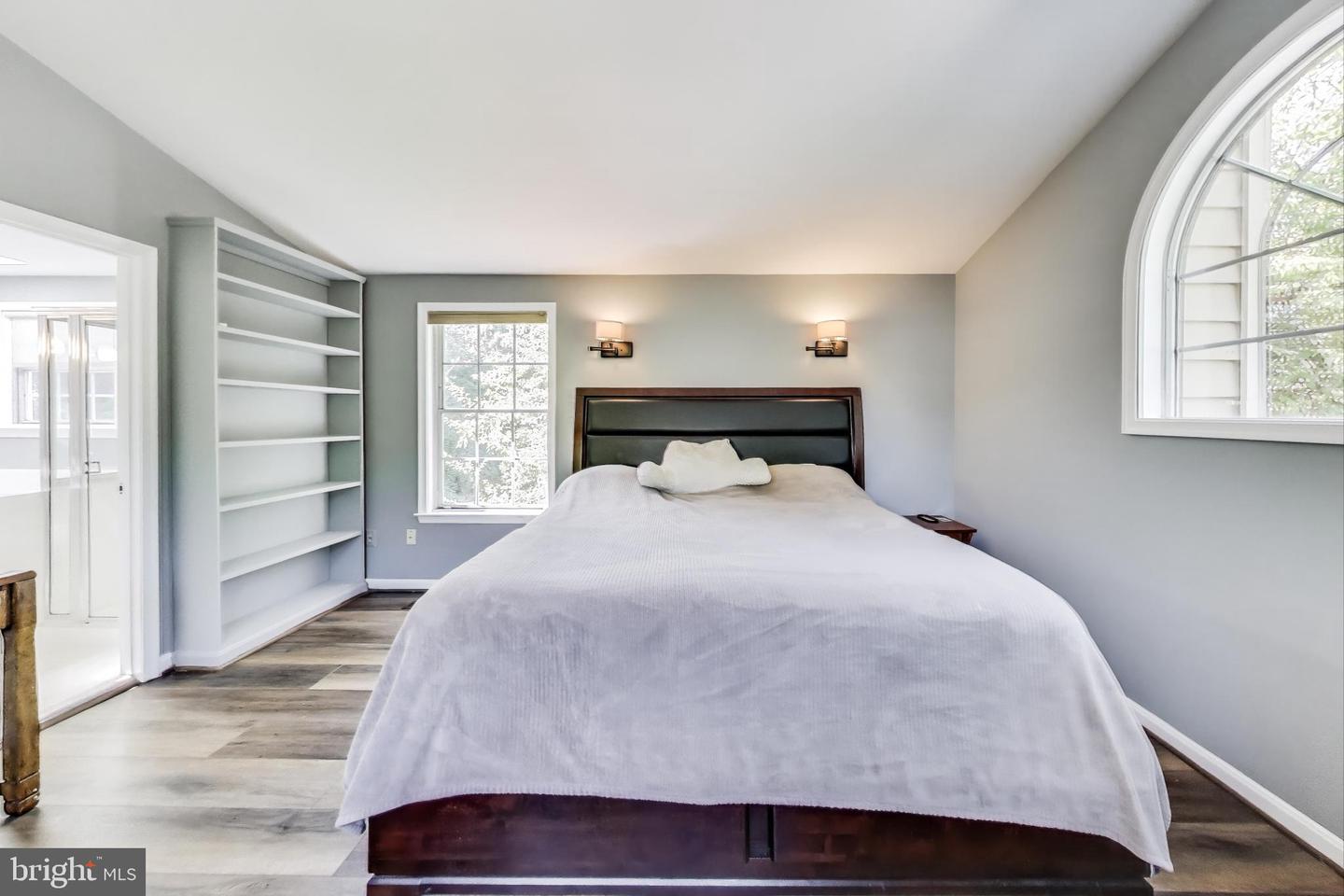 7472 CROSS GATE LN, ALEXANDRIA, Virginia 22315, 3 Bedrooms Bedrooms, ,3 BathroomsBathrooms,Residential,For sale,7472 CROSS GATE LN,VAFX2269224 MLS # VAFX2269224