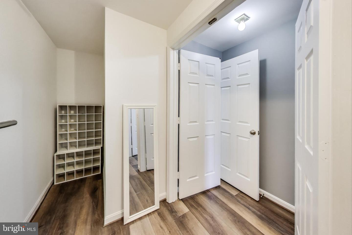 7472 CROSS GATE LN, ALEXANDRIA, Virginia 22315, 3 Bedrooms Bedrooms, ,3 BathroomsBathrooms,Residential,For sale,7472 CROSS GATE LN,VAFX2269224 MLS # VAFX2269224