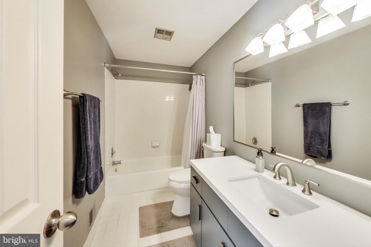 7472 CROSS GATE LN, ALEXANDRIA, Virginia 22315, 3 Bedrooms Bedrooms, ,3 BathroomsBathrooms,Residential,For sale,7472 CROSS GATE LN,VAFX2269224 MLS # VAFX2269224