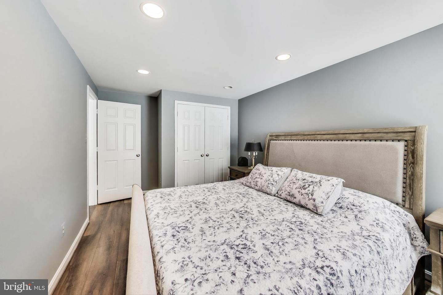 7472 CROSS GATE LN, ALEXANDRIA, Virginia 22315, 3 Bedrooms Bedrooms, ,3 BathroomsBathrooms,Residential,For sale,7472 CROSS GATE LN,VAFX2269224 MLS # VAFX2269224