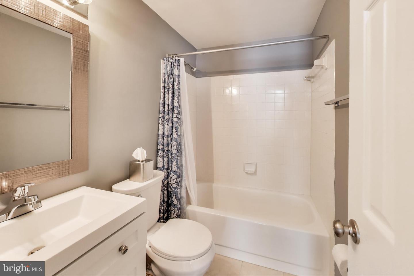 7472 CROSS GATE LN, ALEXANDRIA, Virginia 22315, 3 Bedrooms Bedrooms, ,3 BathroomsBathrooms,Residential,For sale,7472 CROSS GATE LN,VAFX2269224 MLS # VAFX2269224
