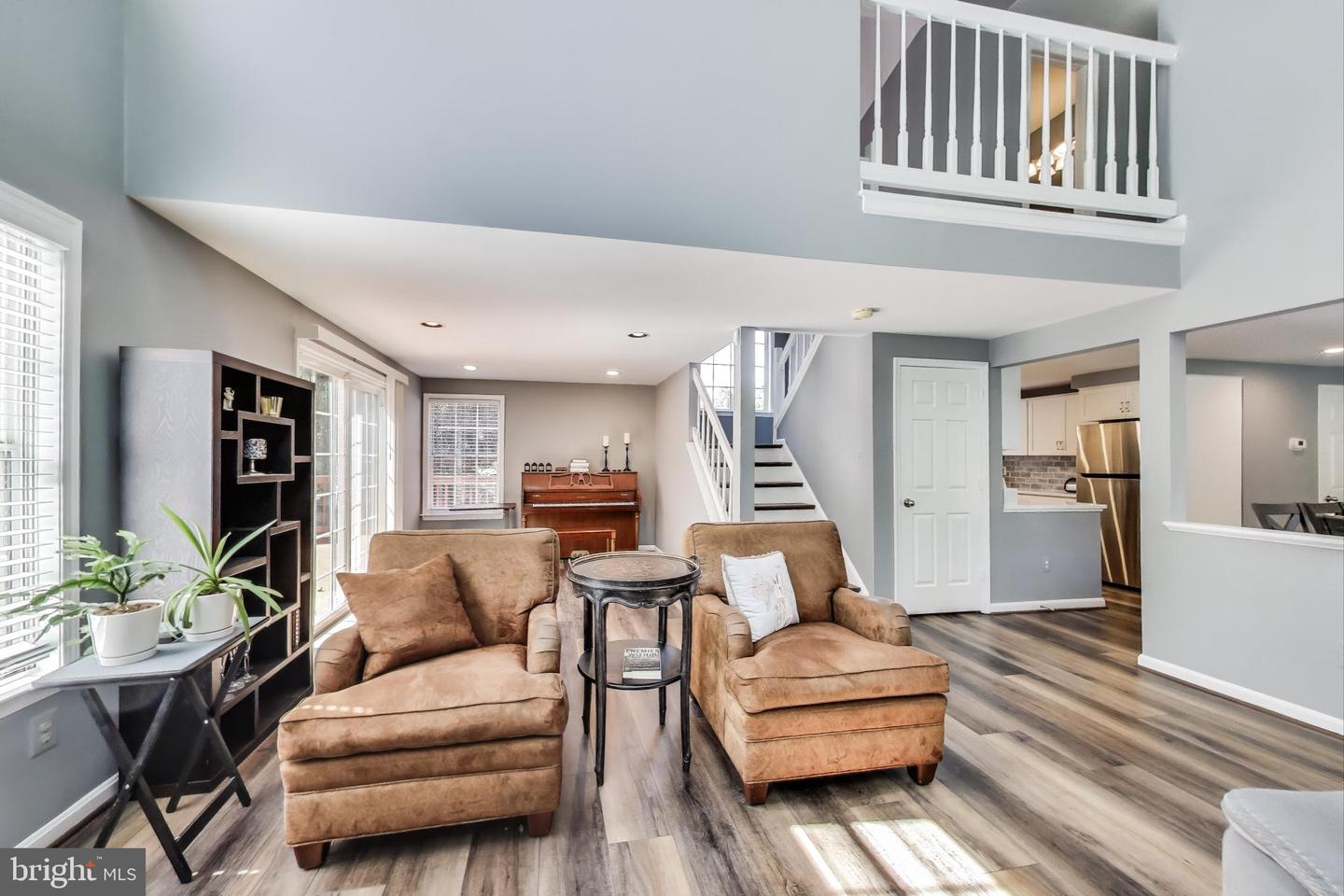7472 CROSS GATE LN, ALEXANDRIA, Virginia 22315, 3 Bedrooms Bedrooms, ,3 BathroomsBathrooms,Residential,For sale,7472 CROSS GATE LN,VAFX2269224 MLS # VAFX2269224