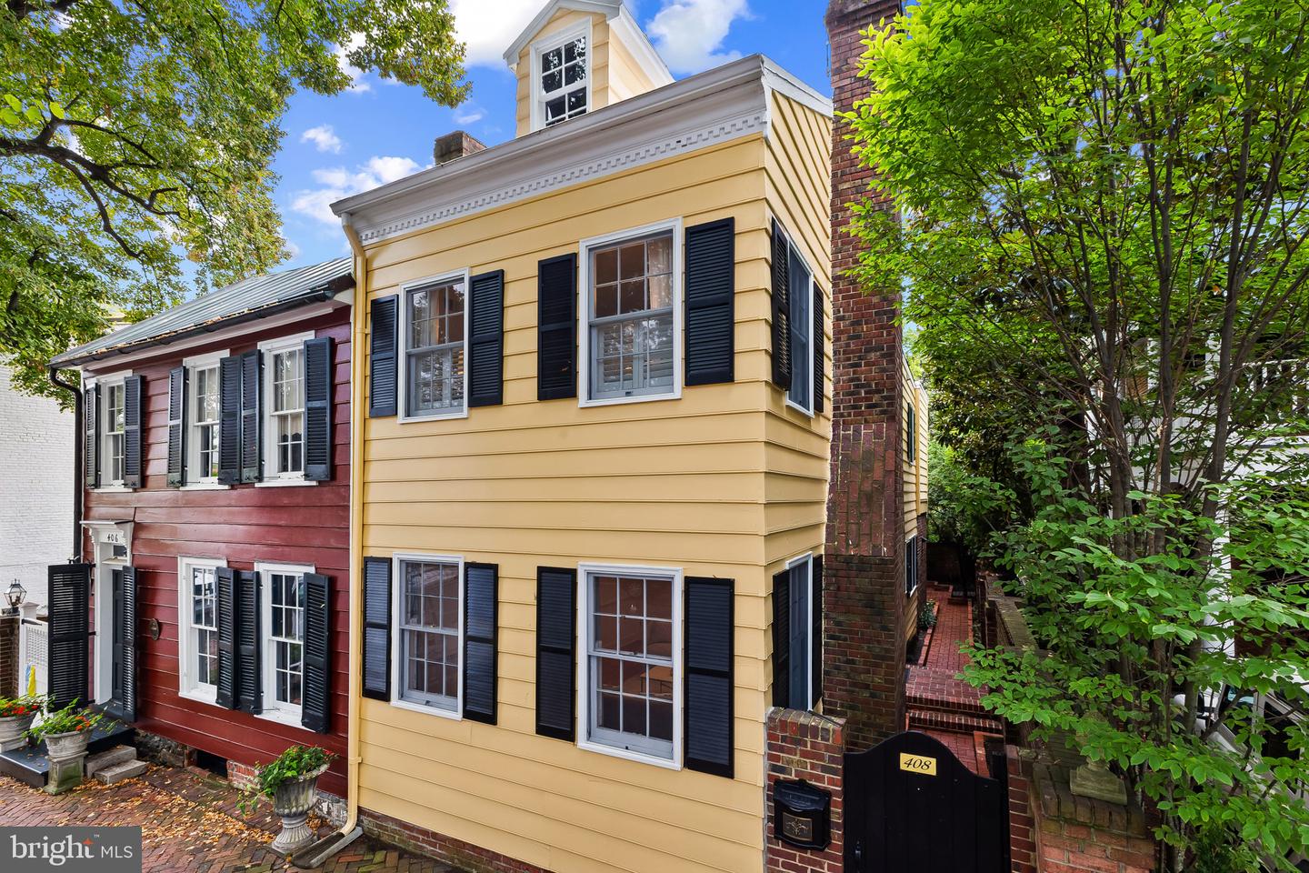 408 WOLFE ST, ALEXANDRIA, Virginia 22314, 2 Bedrooms Bedrooms, ,2 BathroomsBathrooms,Residential,For sale,408 WOLFE ST,VAAX2050174 MLS # VAAX2050174