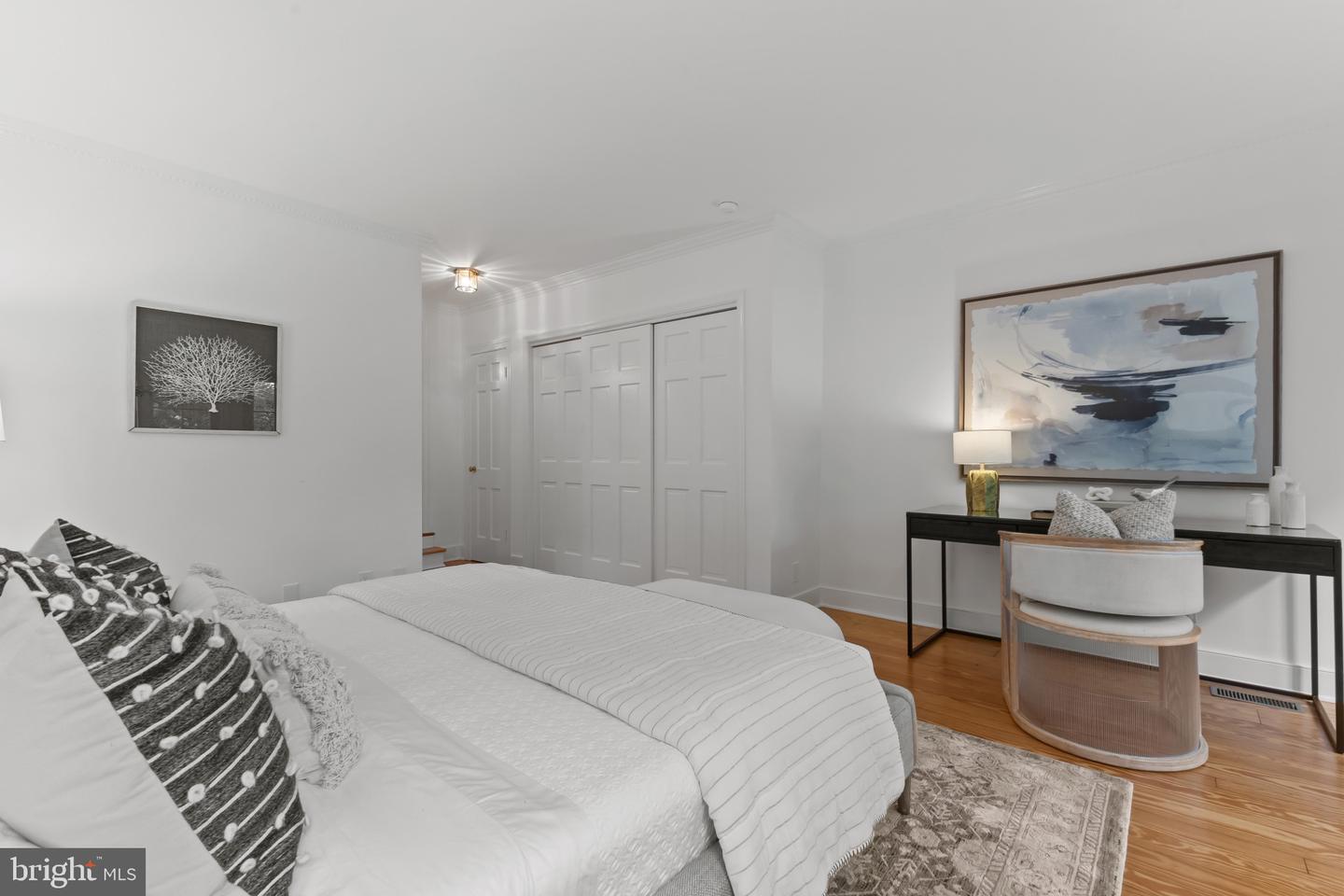 408 WOLFE ST, ALEXANDRIA, Virginia 22314, 2 Bedrooms Bedrooms, ,2 BathroomsBathrooms,Residential,For sale,408 WOLFE ST,VAAX2050174 MLS # VAAX2050174
