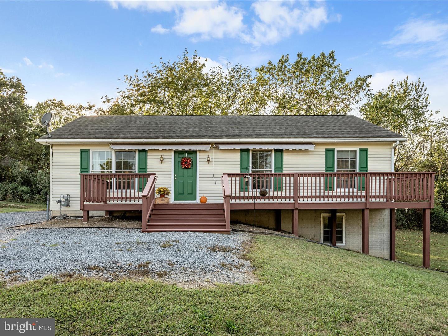 153 DENNY LN, WINCHESTER, Virginia 22603, 3 Bedrooms Bedrooms, ,3 BathroomsBathrooms,Residential,For sale,153 DENNY LN,VAFV2037048 MLS # VAFV2037048