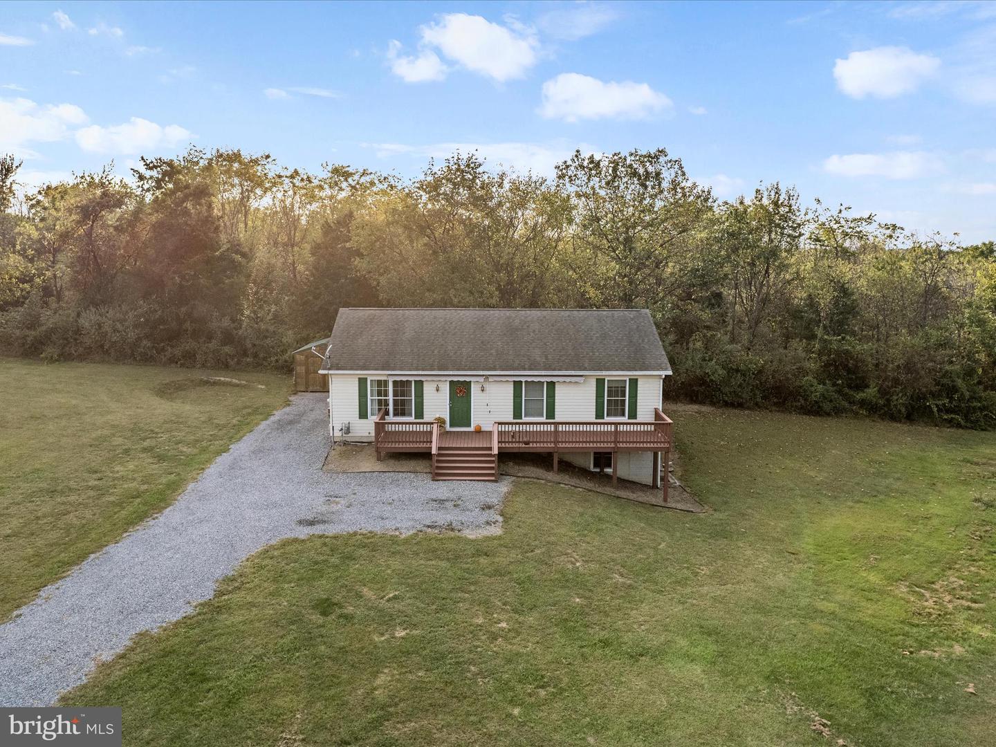 153 DENNY LN, WINCHESTER, Virginia 22603, 3 Bedrooms Bedrooms, ,3 BathroomsBathrooms,Residential,For sale,153 DENNY LN,VAFV2037048 MLS # VAFV2037048