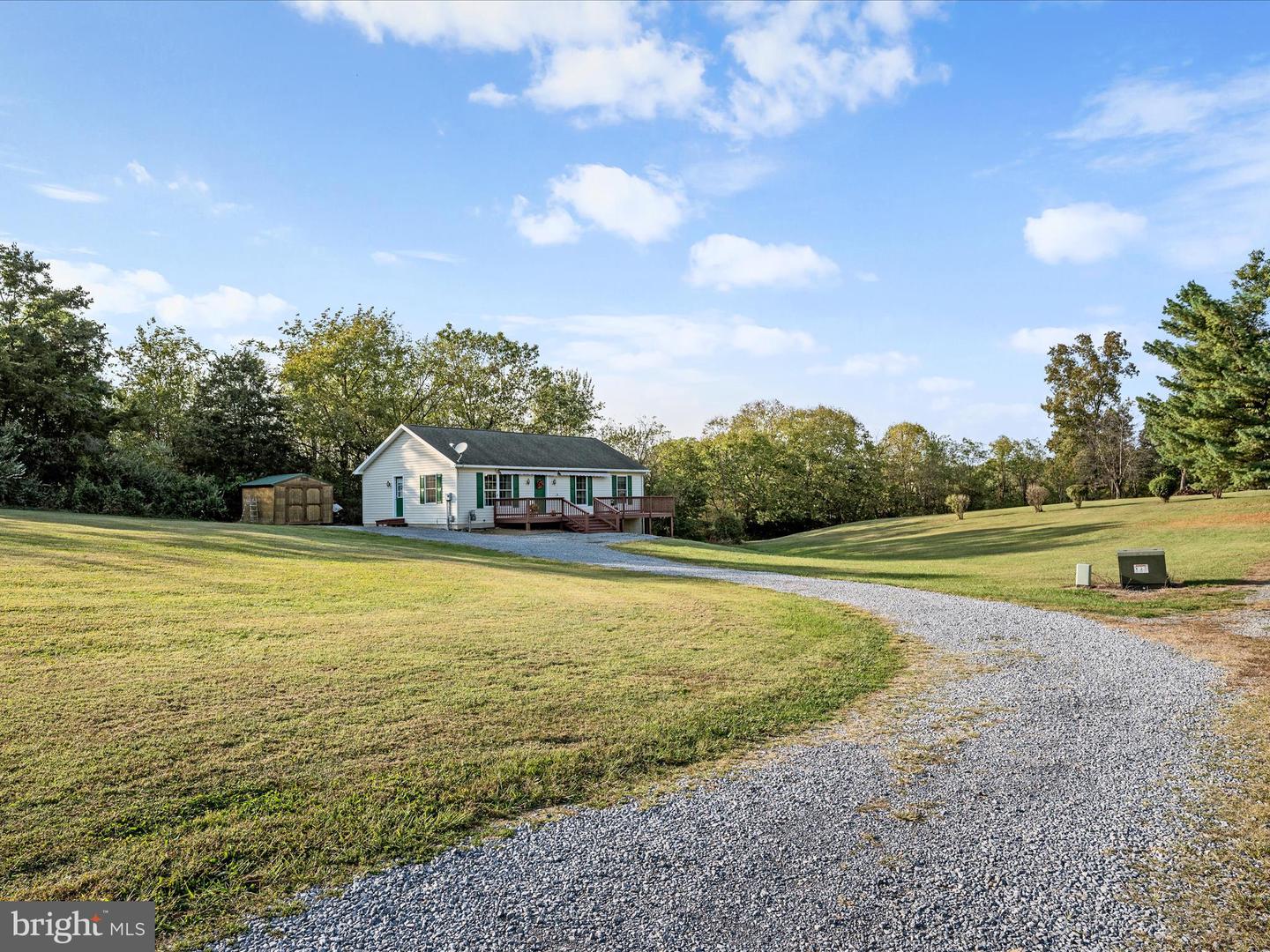 153 DENNY LN, WINCHESTER, Virginia 22603, 3 Bedrooms Bedrooms, ,3 BathroomsBathrooms,Residential,For sale,153 DENNY LN,VAFV2037048 MLS # VAFV2037048
