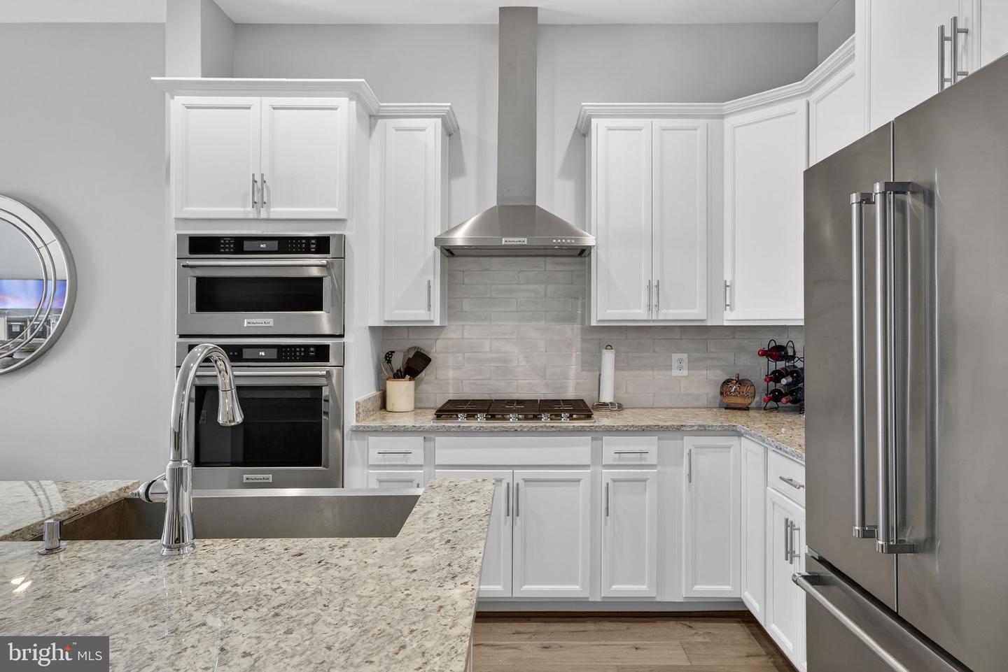 19059 CORAL REEF SQ, LEESBURG, Virginia 20176, 3 Bedrooms Bedrooms, ,2 BathroomsBathrooms,Residential,For sale,19059 CORAL REEF SQ,VALO2107668 MLS # VALO2107668