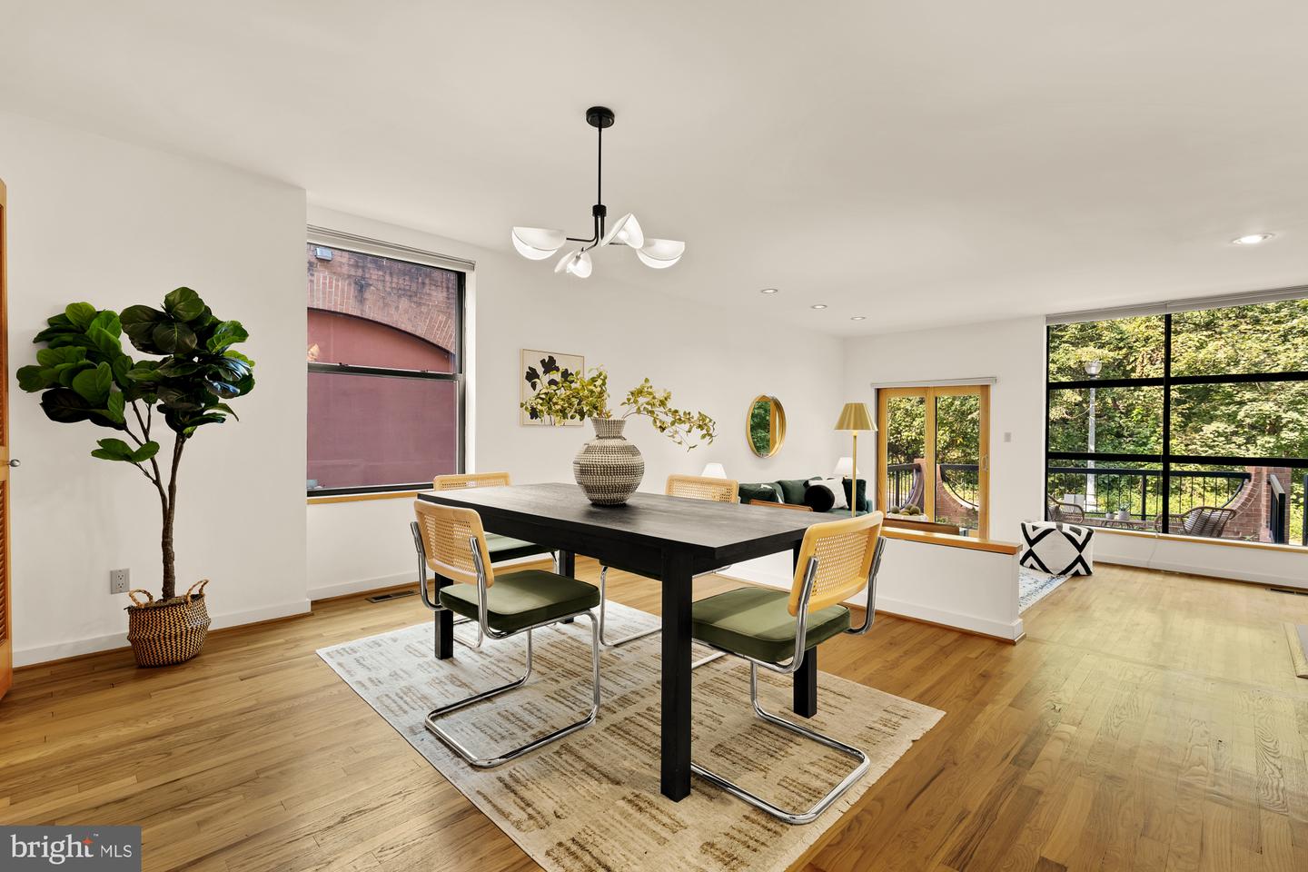 3499 17TH ST NW #1, WASHINGTON, District Of Columbia 20010, 3 Bedrooms Bedrooms, ,3 BathroomsBathrooms,Residential,For sale,3499 17TH ST NW #1,DCDC2224256 MLS # DCDC2224256