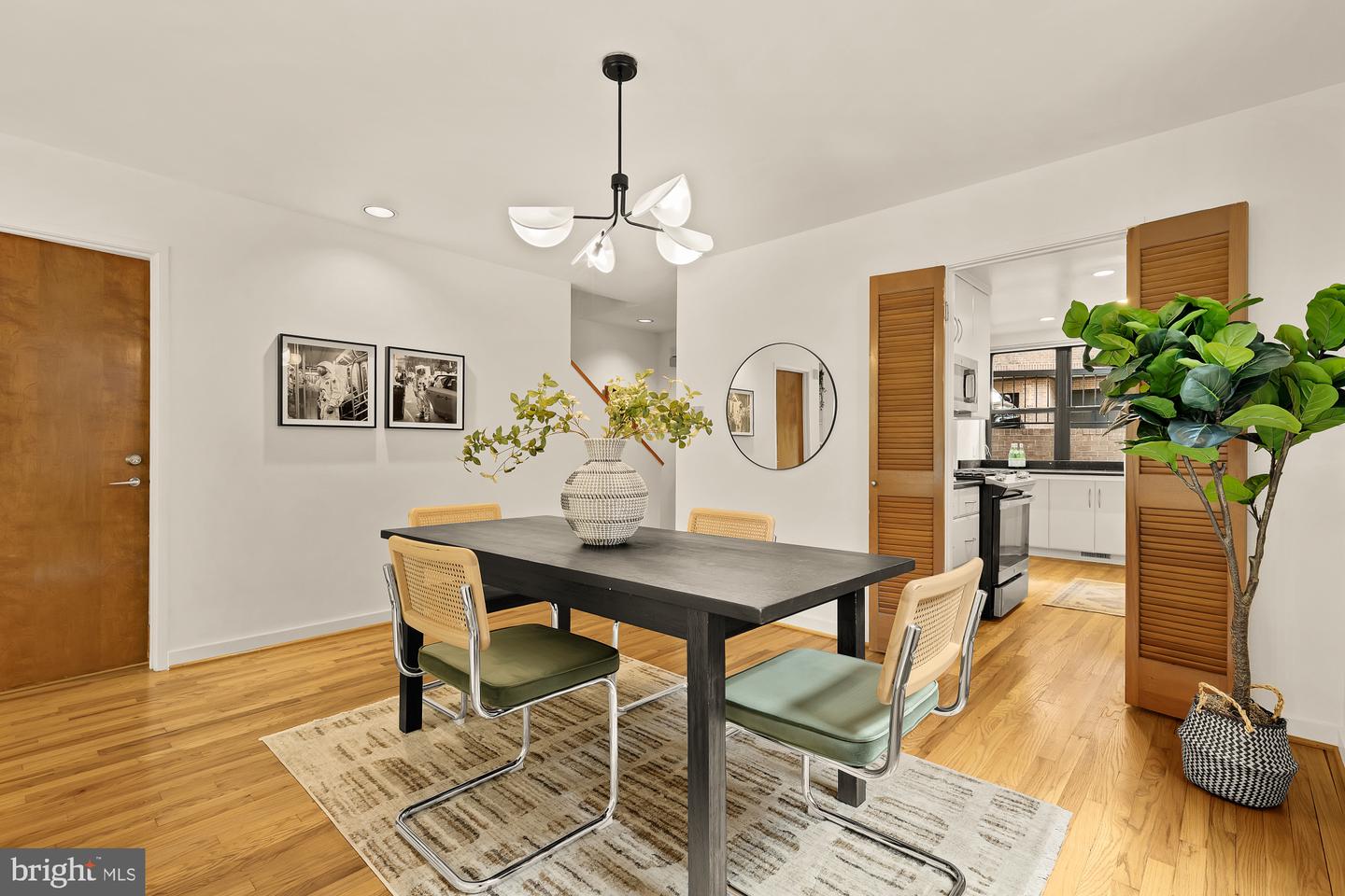 3499 17TH ST NW #1, WASHINGTON, District Of Columbia 20010, 3 Bedrooms Bedrooms, ,3 BathroomsBathrooms,Residential,For sale,3499 17TH ST NW #1,DCDC2224256 MLS # DCDC2224256