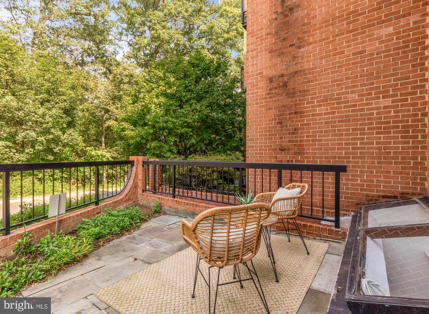 3499 17TH ST NW #1, WASHINGTON, District Of Columbia 20010, 3 Bedrooms Bedrooms, ,3 BathroomsBathrooms,Residential,For sale,3499 17TH ST NW #1,DCDC2224256 MLS # DCDC2224256