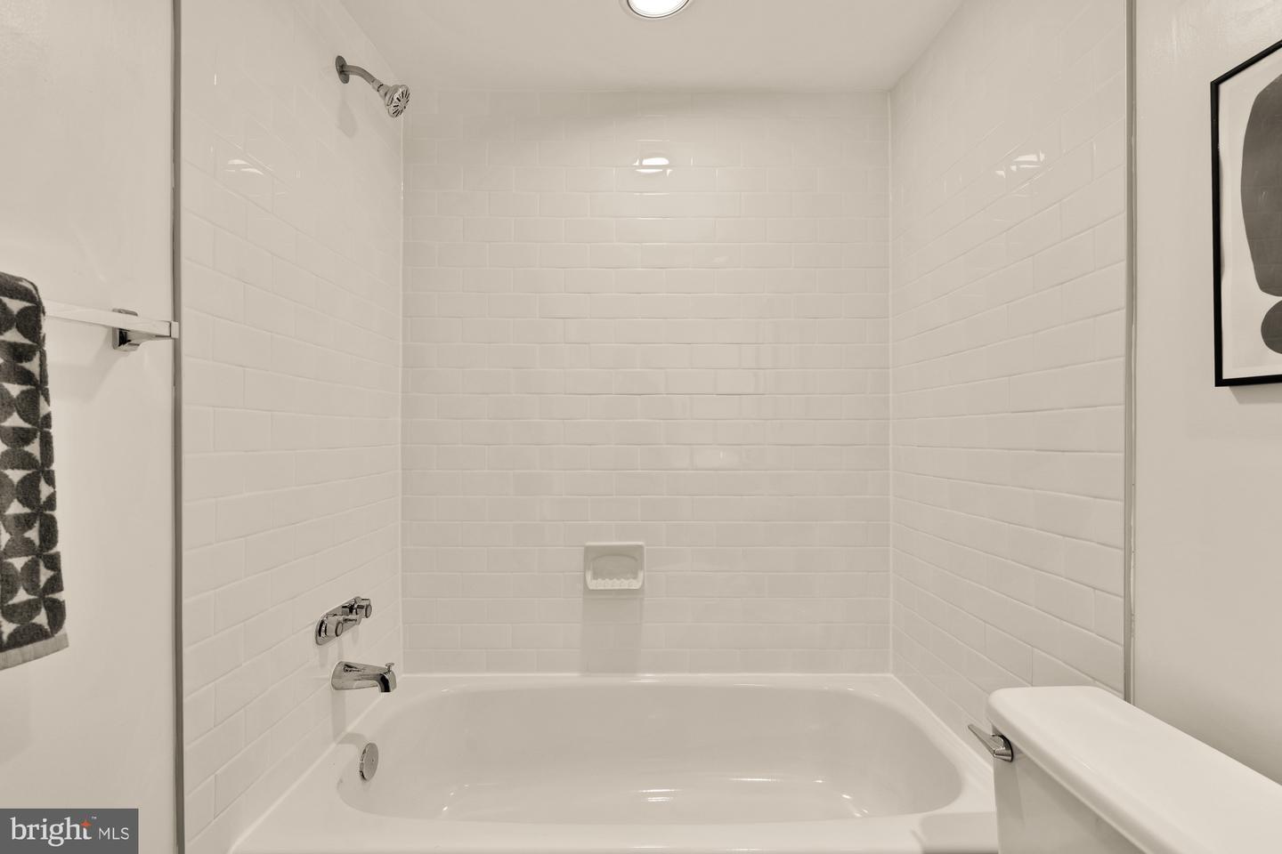3499 17TH ST NW #1, WASHINGTON, District Of Columbia 20010, 3 Bedrooms Bedrooms, ,3 BathroomsBathrooms,Residential,For sale,3499 17TH ST NW #1,DCDC2224256 MLS # DCDC2224256
