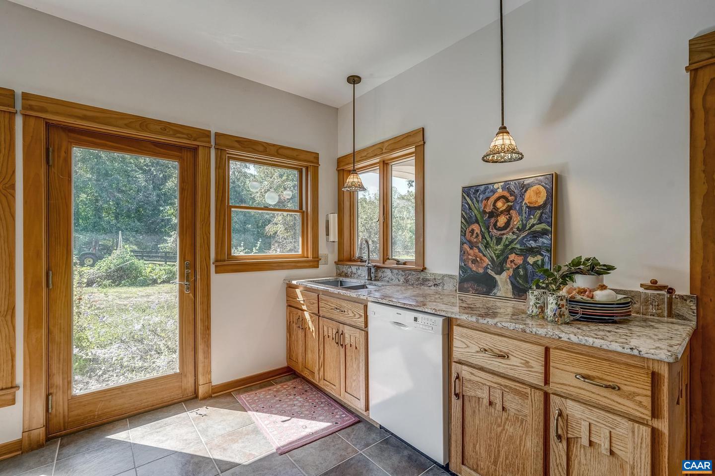 324 LONGSHOT LN, ROCHELLE, Virginia 22738, 3 Bedrooms Bedrooms, ,3 BathroomsBathrooms,Residential,For sale,324 LONGSHOT LN,669401 MLS # 669401