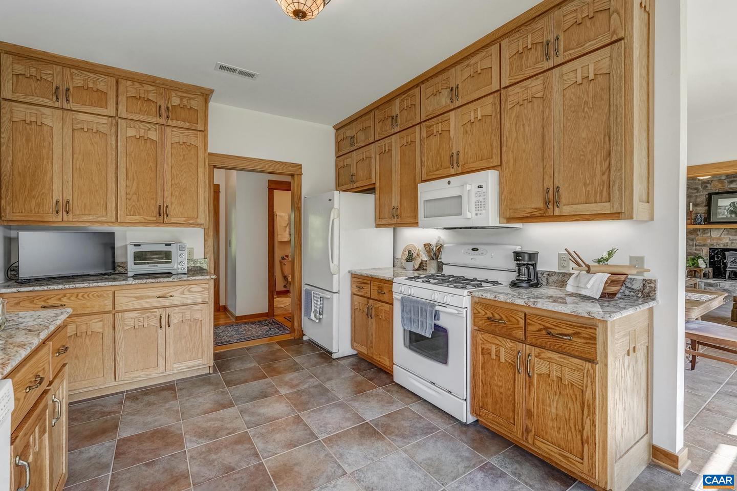 324 LONGSHOT LN, ROCHELLE, Virginia 22738, 3 Bedrooms Bedrooms, ,3 BathroomsBathrooms,Residential,For sale,324 LONGSHOT LN,669401 MLS # 669401