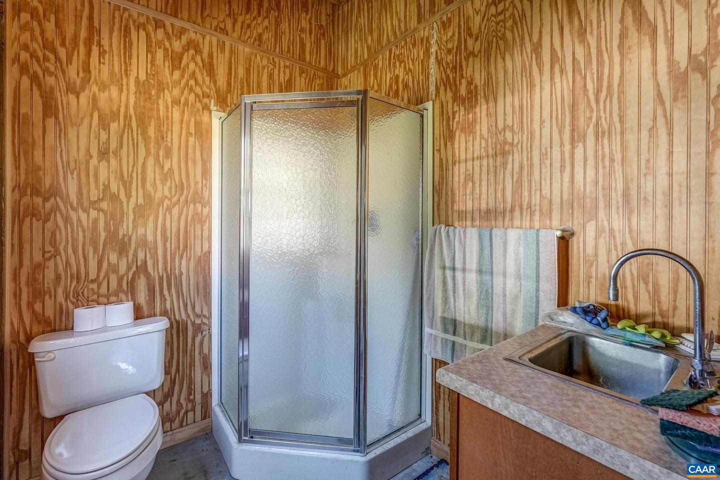 324 LONGSHOT LN, ROCHELLE, Virginia 22738, 3 Bedrooms Bedrooms, ,3 BathroomsBathrooms,Residential,For sale,324 LONGSHOT LN,669401 MLS # 669401