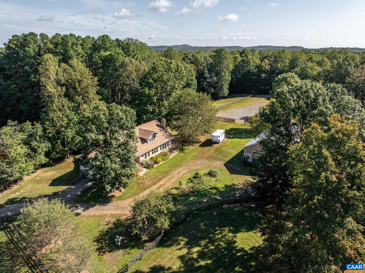324 LONGSHOT LN, ROCHELLE, Virginia 22738, 3 Bedrooms Bedrooms, ,3 BathroomsBathrooms,Residential,For sale,324 LONGSHOT LN,669401 MLS # 669401