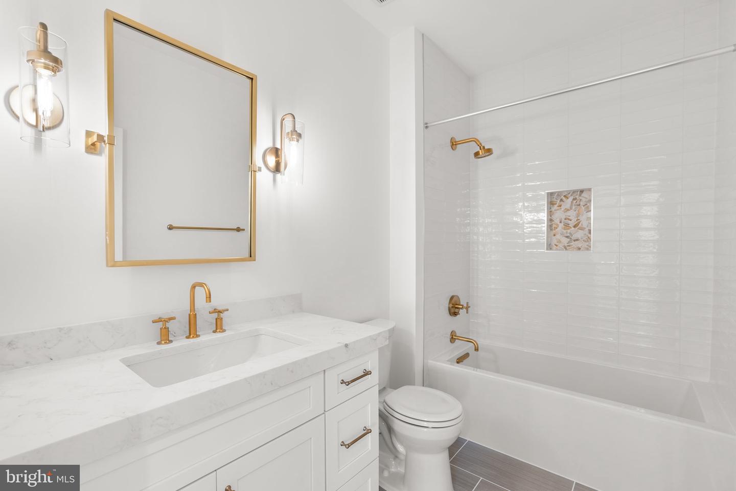 38652 JOHN WOLFORD RD, WATERFORD, Virginia 20197, 5 Bedrooms Bedrooms, ,5 BathroomsBathrooms,Residential,For sale,38652 JOHN WOLFORD RD,VALO2107704 MLS # VALO2107704
