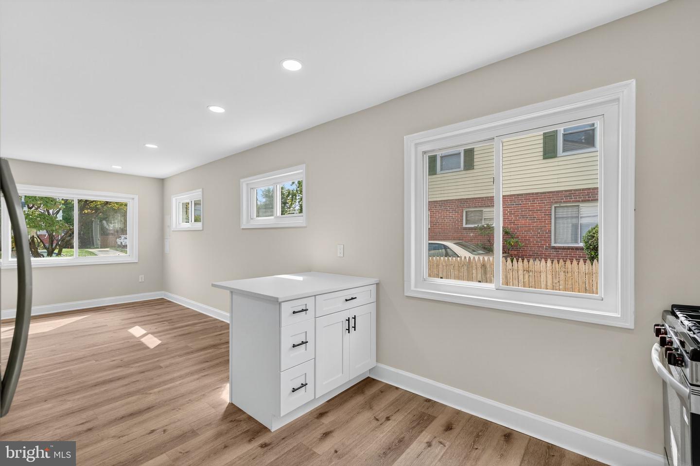 2248 ROANOKE DR, ALEXANDRIA, Virginia 22307, 2 Bedrooms Bedrooms, ,1 BathroomBathrooms,Residential,For sale,2248 ROANOKE DR,VAFX2269516 MLS # VAFX2269516