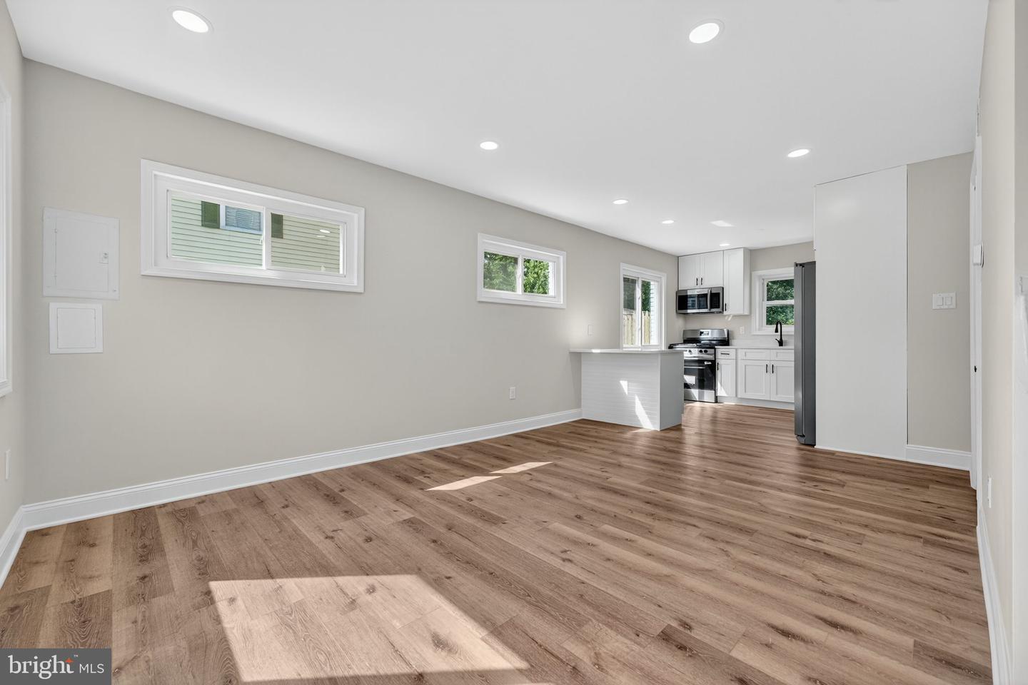 2248 ROANOKE DR, ALEXANDRIA, Virginia 22307, 2 Bedrooms Bedrooms, ,1 BathroomBathrooms,Residential,For sale,2248 ROANOKE DR,VAFX2269516 MLS # VAFX2269516