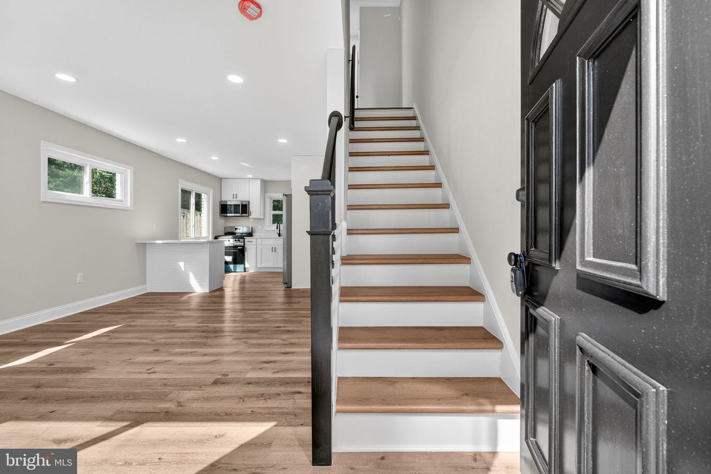 2248 ROANOKE DR, ALEXANDRIA, Virginia 22307, 2 Bedrooms Bedrooms, ,1 BathroomBathrooms,Residential,For sale,2248 ROANOKE DR,VAFX2269516 MLS # VAFX2269516