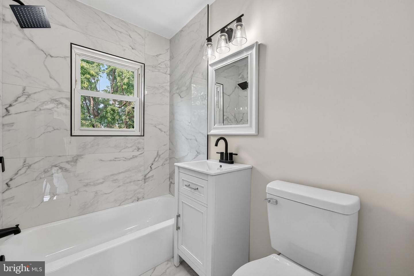 2248 ROANOKE DR, ALEXANDRIA, Virginia 22307, 2 Bedrooms Bedrooms, ,1 BathroomBathrooms,Residential,For sale,2248 ROANOKE DR,VAFX2269516 MLS # VAFX2269516