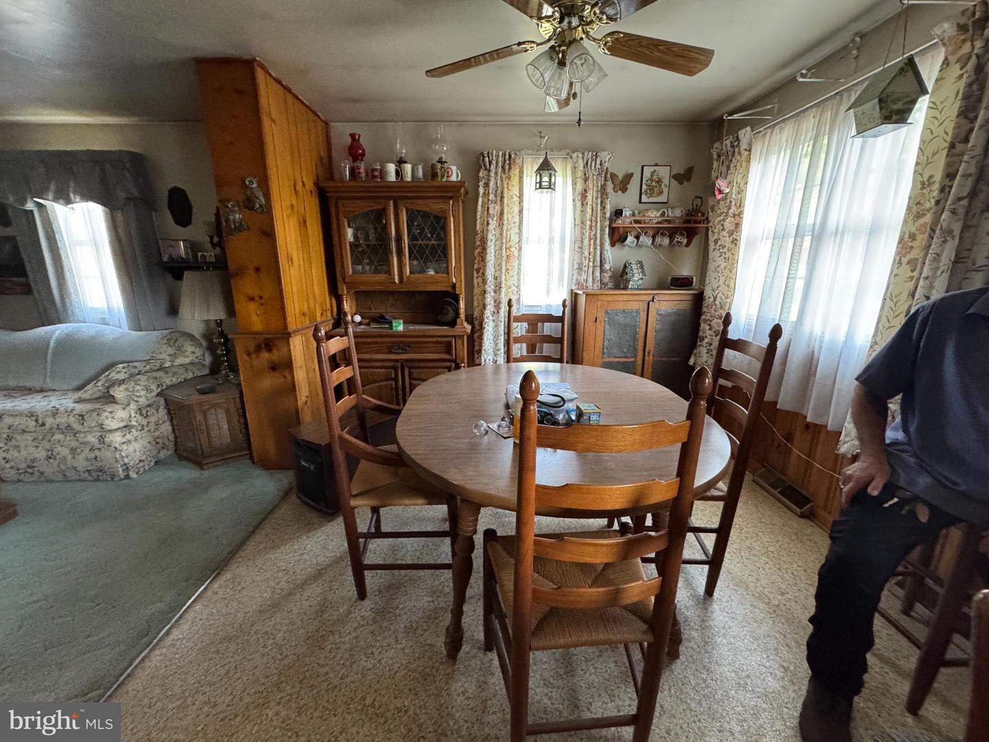 5424 N SEMINOLE TRL, BRIGHTWOOD, Virginia 22715, 3 Bedrooms Bedrooms, 4 Rooms Rooms,1 BathroomBathrooms,Residential,For sale,5424 N SEMINOLE TRL,VAMA2002464 MLS # VAMA2002464