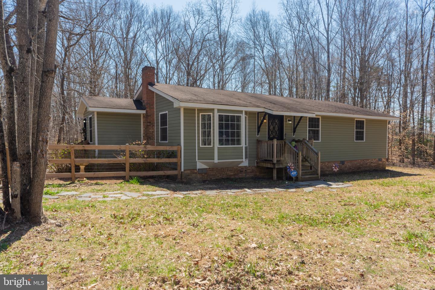 950 APPLE GROVE RD, MINERAL, Virginia 23117, 3 Bedrooms Bedrooms, ,2 BathroomsBathrooms,Residential,For sale,950 APPLE GROVE RD,VALA2008654 MLS # VALA2008654