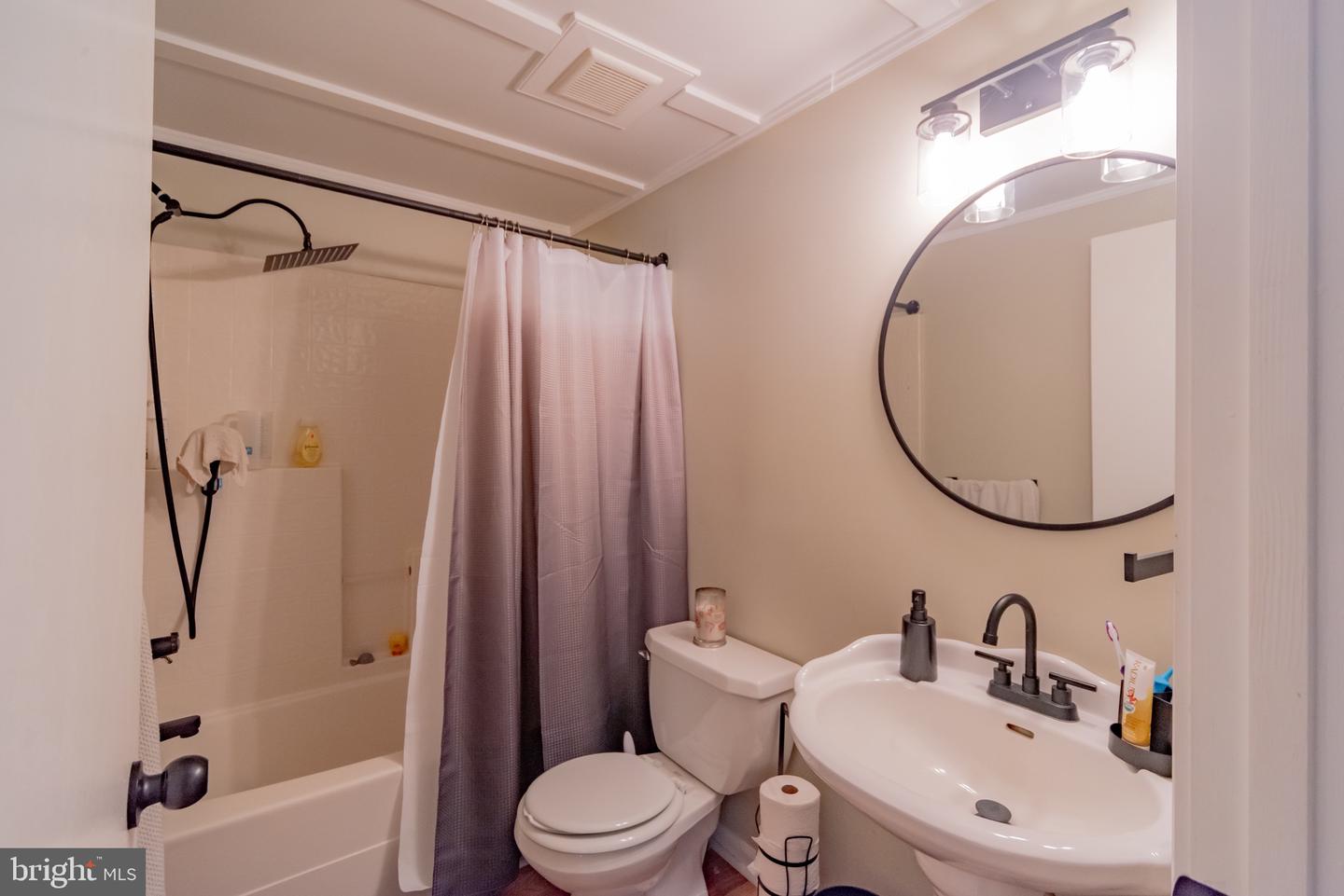 950 APPLE GROVE RD, MINERAL, Virginia 23117, 3 Bedrooms Bedrooms, ,2 BathroomsBathrooms,Residential,For sale,950 APPLE GROVE RD,VALA2008654 MLS # VALA2008654