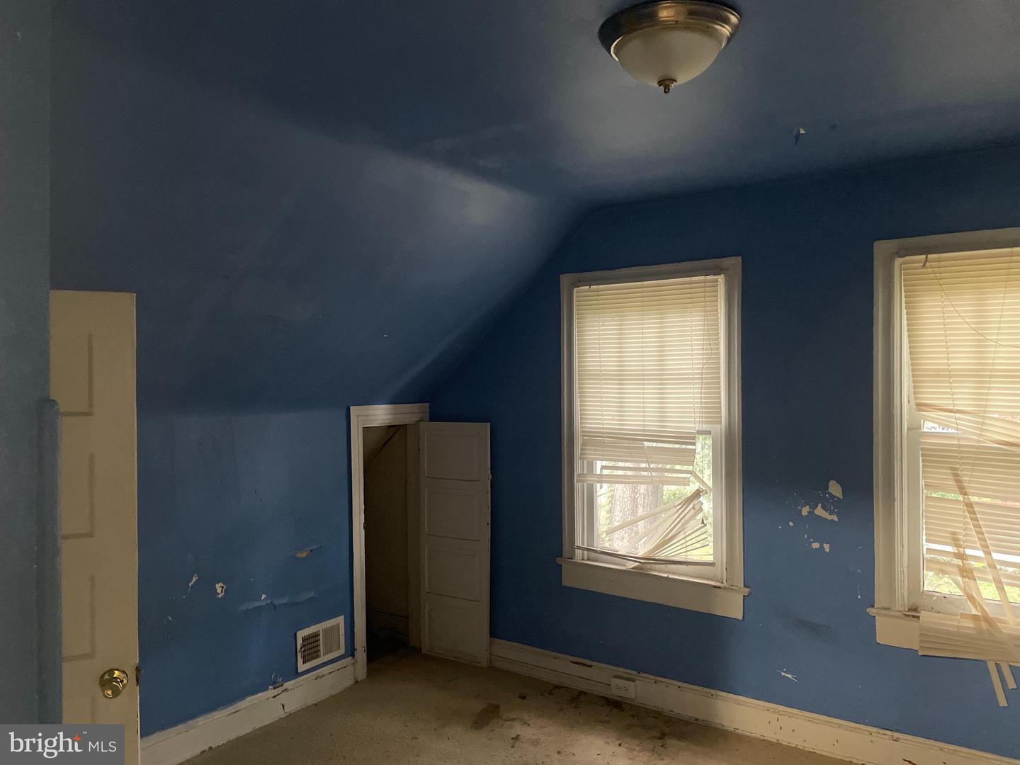 4336 SOUTHERN AVE SE, WASHINGTON, District Of Columbia 20019, 3 Bedrooms Bedrooms, ,2 BathroomsBathrooms,Residential,For sale,4336 SOUTHERN AVE SE,DCDC2224294 MLS # DCDC2224294