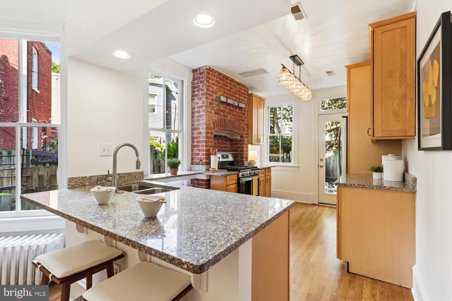 314 NORTH CAROLINA AVE SE, WASHINGTON, District Of Columbia 20003, 4 Bedrooms Bedrooms, ,3 BathroomsBathrooms,Residential,For sale,314 NORTH CAROLINA AVE SE,DCDC2224378 MLS # DCDC2224378