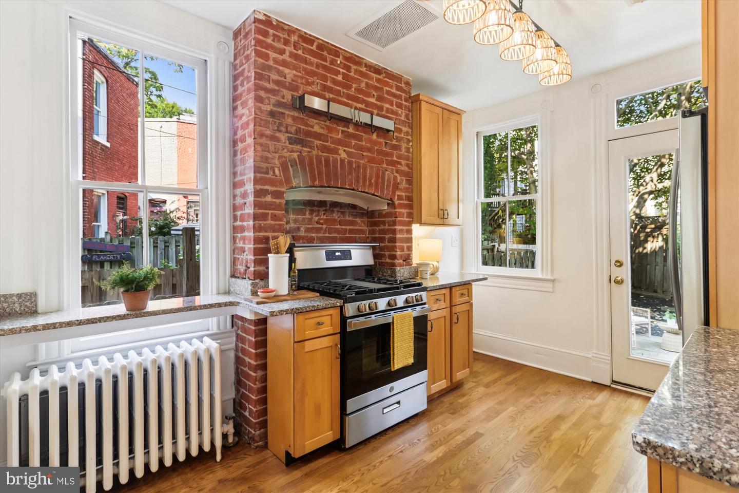 314 NORTH CAROLINA AVE SE, WASHINGTON, District Of Columbia 20003, 4 Bedrooms Bedrooms, ,3 BathroomsBathrooms,Residential,For sale,314 NORTH CAROLINA AVE SE,DCDC2224378 MLS # DCDC2224378