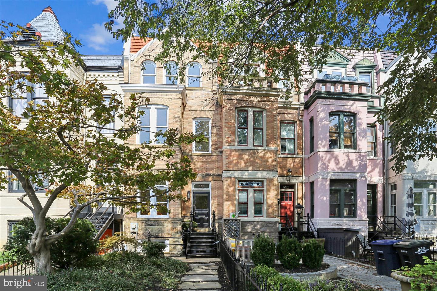 314 NORTH CAROLINA AVE SE, WASHINGTON, District Of Columbia 20003, 4 Bedrooms Bedrooms, ,3 BathroomsBathrooms,Residential,For sale,314 NORTH CAROLINA AVE SE,DCDC2224378 MLS # DCDC2224378