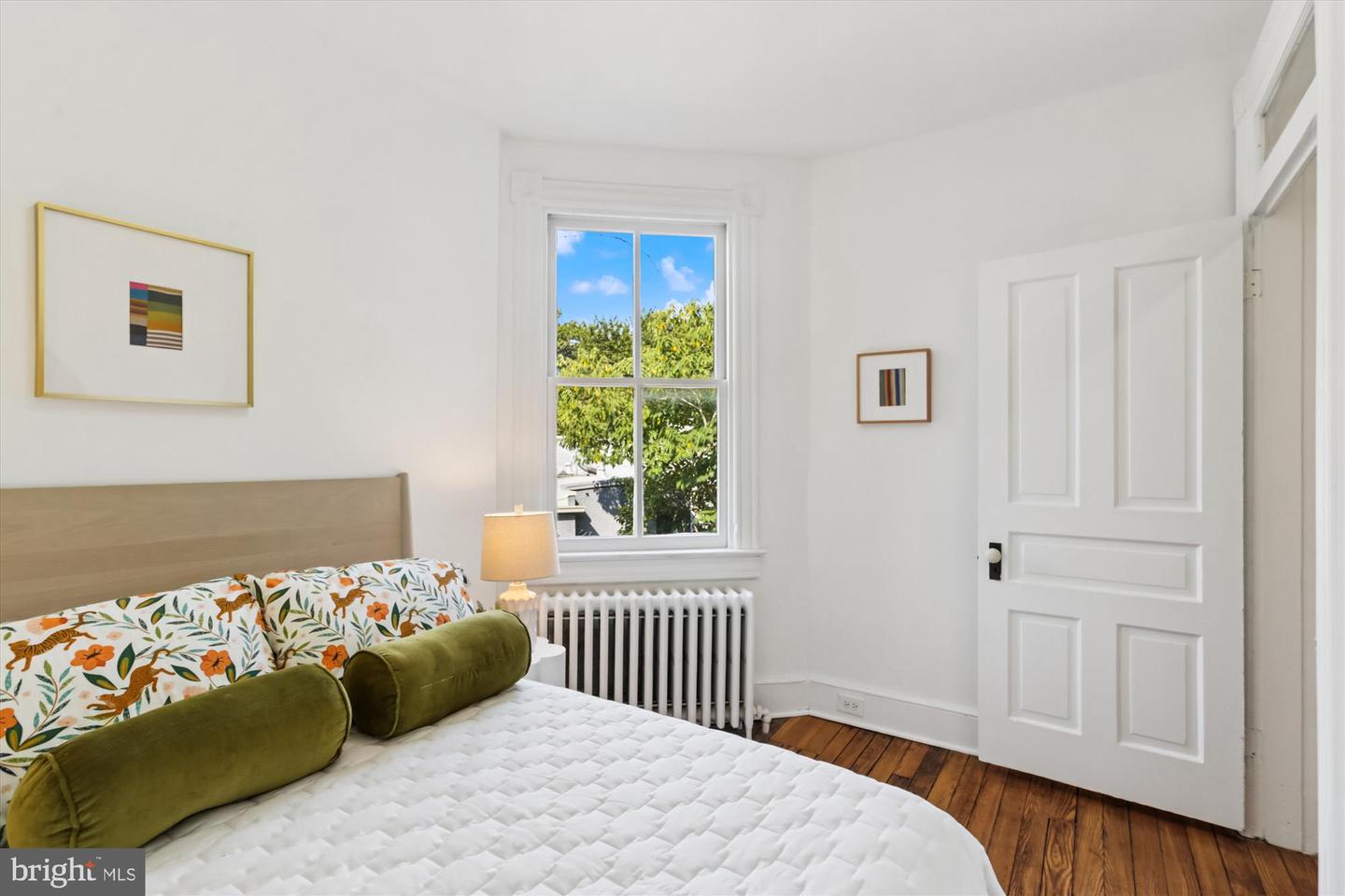 314 NORTH CAROLINA AVE SE, WASHINGTON, District Of Columbia 20003, 4 Bedrooms Bedrooms, ,3 BathroomsBathrooms,Residential,For sale,314 NORTH CAROLINA AVE SE,DCDC2224378 MLS # DCDC2224378