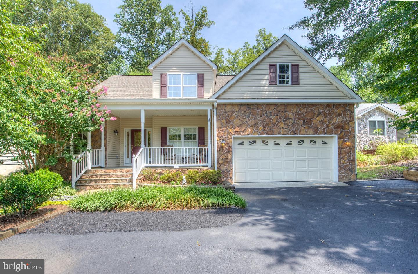 16016 CARRINGTON CT, MINERAL, Virginia 23117, 4 Bedrooms Bedrooms, ,3 BathroomsBathrooms,Residential,For sale,16016 CARRINGTON CT,VASP2036516 MLS # VASP2036516