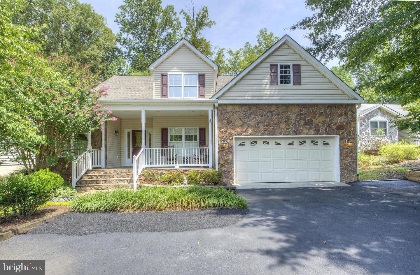 16016 CARRINGTON CT, MINERAL, Virginia 23117, 4 Bedrooms Bedrooms, ,3 BathroomsBathrooms,Residential,For sale,16016 CARRINGTON CT,VASP2036516 MLS # VASP2036516