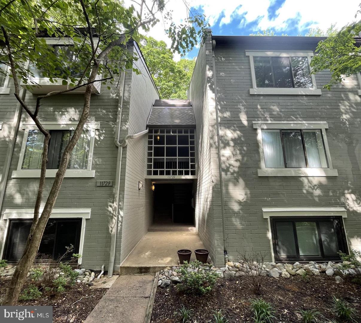 11735 LEDURA CT #201, RESTON, Virginia 20191, 2 Bedrooms Bedrooms, ,2 BathroomsBathrooms,Residential,For sale,11735 LEDURA CT #201,VAFX2269418 MLS # VAFX2269418