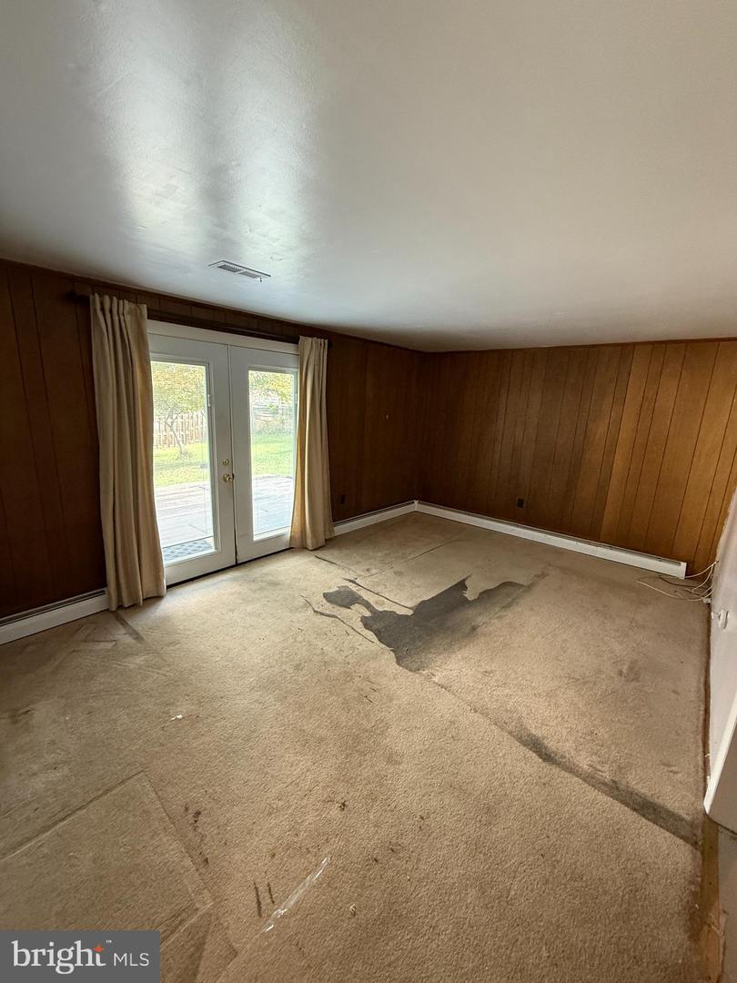 4228 HOFFMAN DR, WOODBRIDGE, Virginia 22193, 3 Bedrooms Bedrooms, ,2 BathroomsBathrooms,Residential,For sale,4228 HOFFMAN DR,VAPW2104806 MLS # VAPW2104806