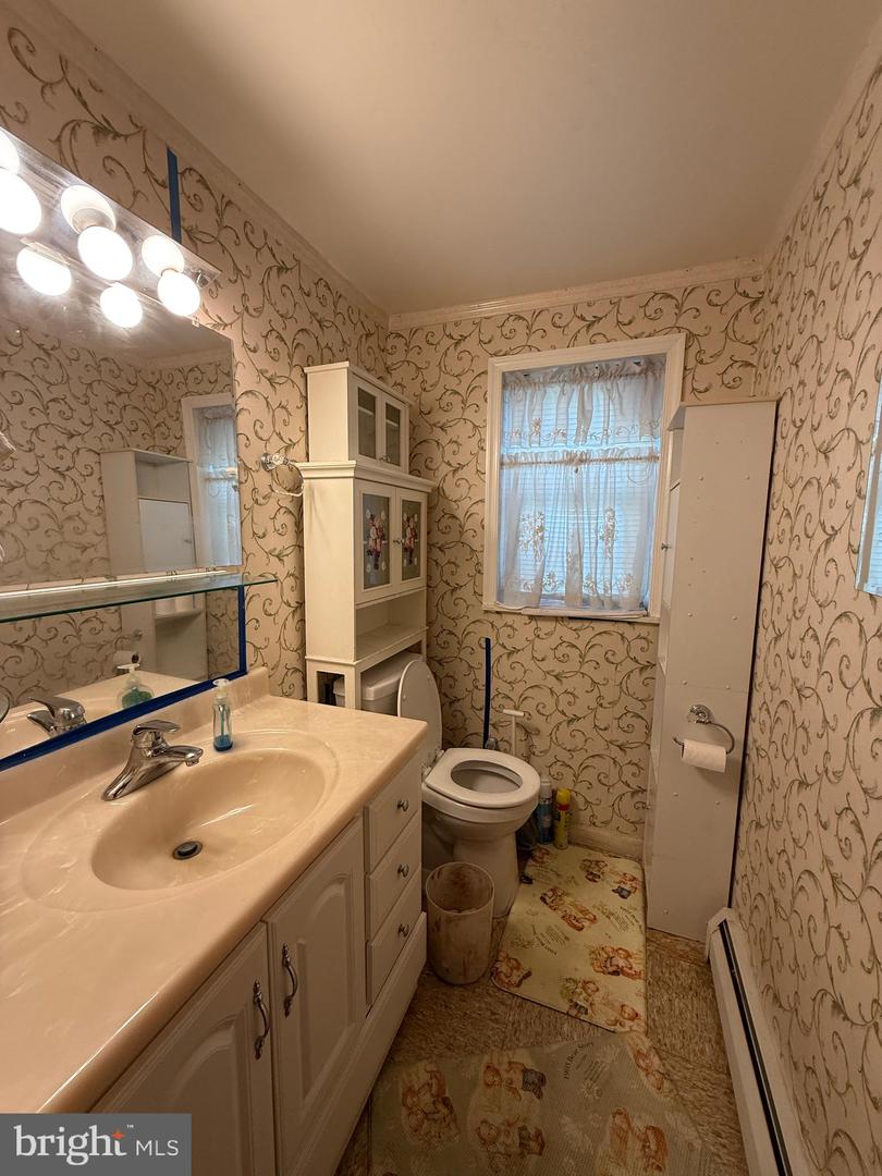 4228 HOFFMAN DR, WOODBRIDGE, Virginia 22193, 3 Bedrooms Bedrooms, ,2 BathroomsBathrooms,Residential,For sale,4228 HOFFMAN DR,VAPW2104806 MLS # VAPW2104806